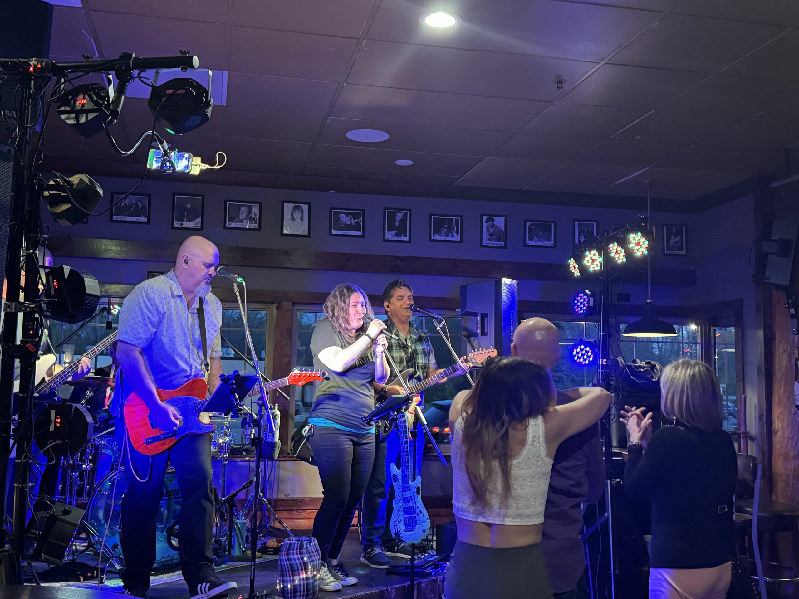 Shredding Flannel - @ The Narrows 2024 - 5493